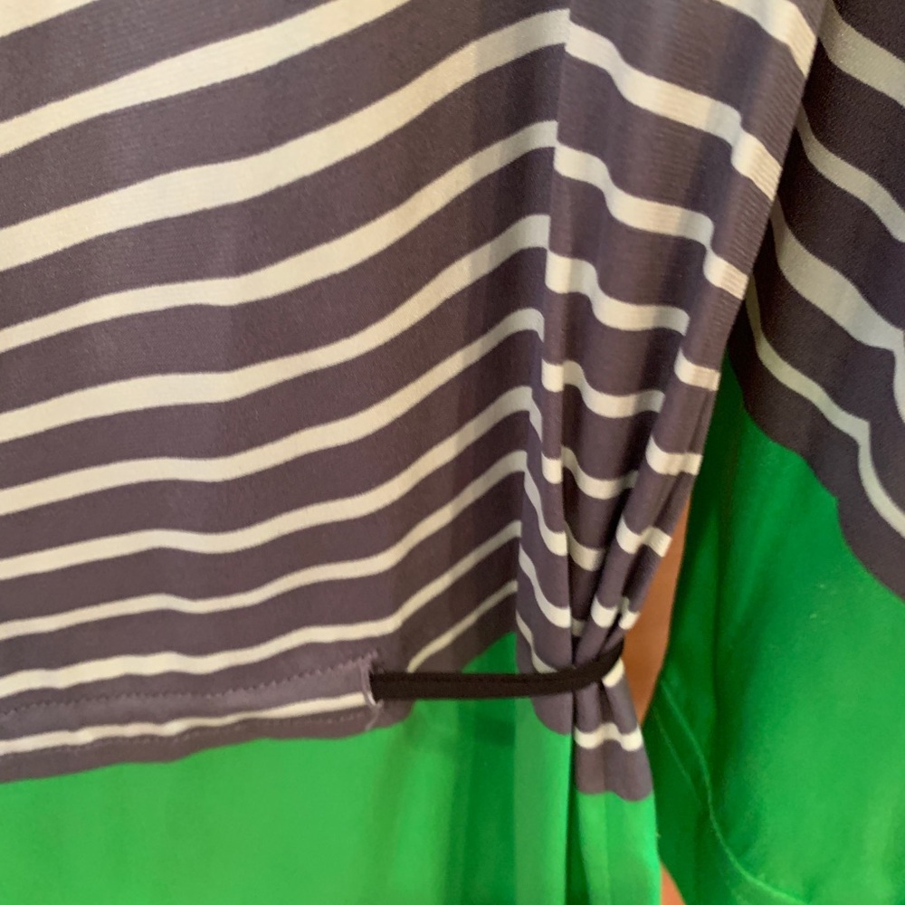 Dress - Picture 4 of 7